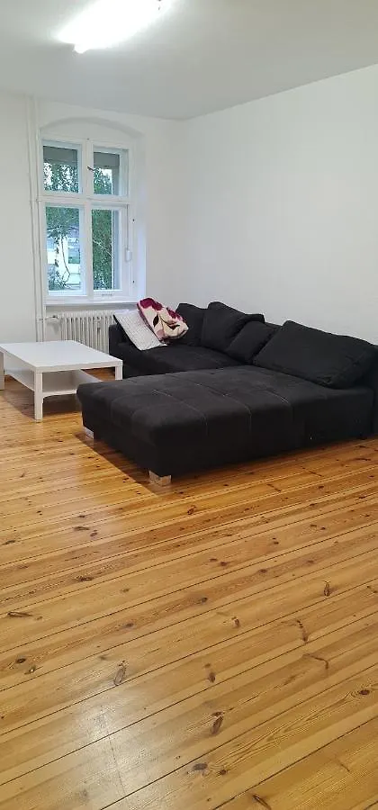 Shared Apartment 2 Berlin 0*,  Deutschland